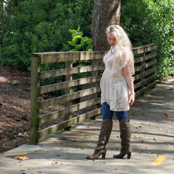 Meet your Posher - Picture 1 of 1